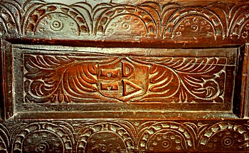 Carving details