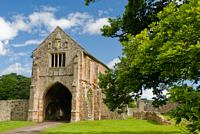 Cleeve Abbey's 13th c gatehouse
