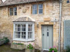 Attractive period cottages feature in Old Town