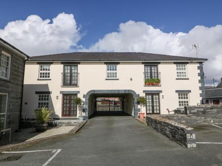 9 The Oakleys, Porthmadog, Gwynedd