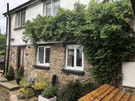 Courtyard Cottage, Chittlehampton, Devon