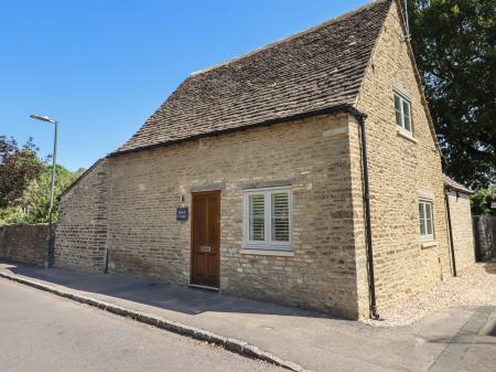 Hayloft Cottage, Cirencester, Gloucestershire