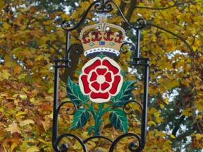 Historic Inn in Trent, Dorset, The Rose and Crown Inn Trent