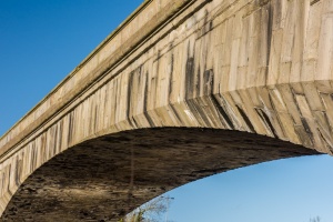 The bridge arch (note the chamfered edge)