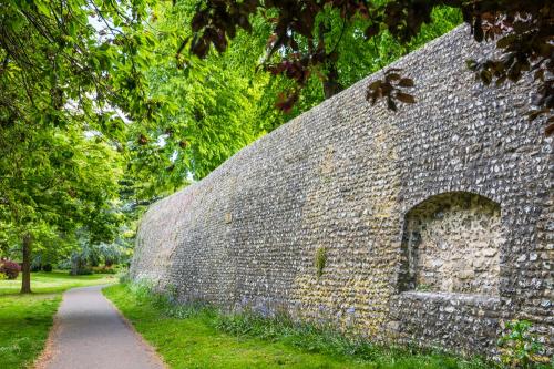 Chichester's Roman City Walls